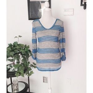 Derek Heart Blue Gray Striped Top Size Medium
